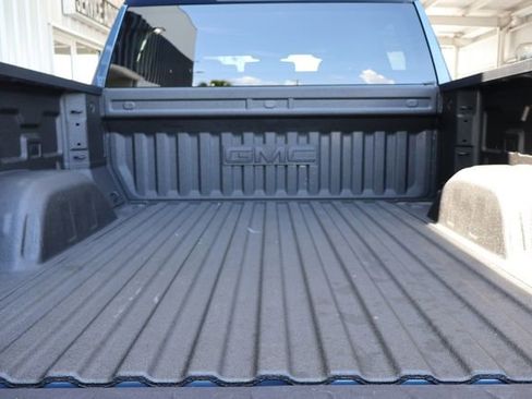 Used 2026 GMC Sierra 1500 Elevation w/ LPO, Elevation Black Package RWD image 21