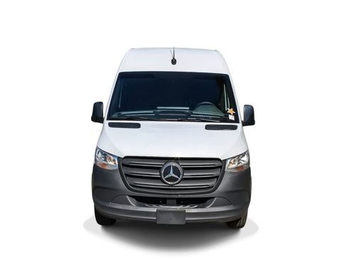 New 2024 Mercedes-Benz eSprinter 170 Cargo image 2