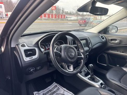 Used 2020 Jeep Compass Latitude w/ Cold Weather Group image 8