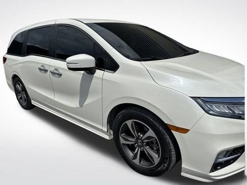 Used 2018 Honda Odyssey Touring image 7