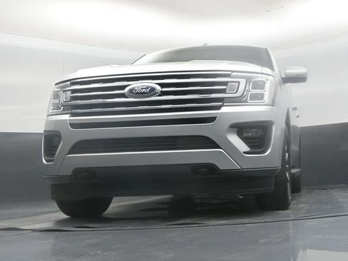 Used 2019 Ford Expedition XLT w/ Equipment Group 201A AWD/4WD image 47