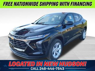 Used 2024 Chevrolet Trax LS w/ LS Convenience Package FWD video 1