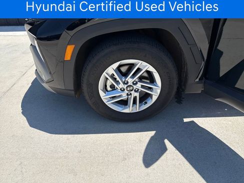 Used 2025 Hyundai Tucson SE FWD image 28