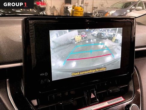 Certified 2024 Toyota Corolla Cross LE image 27