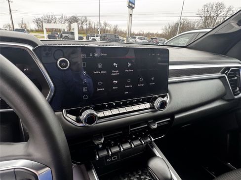 Used 2024 GMC Canyon Elevation w/ Convenience Package AWD/4WD image 17