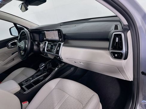 Used 2023 Kia Sorento SX image 30