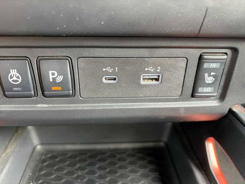Used 2025 Nissan Frontier PRO-4X w/ Pro Convenience Package AWD/4WD image 21