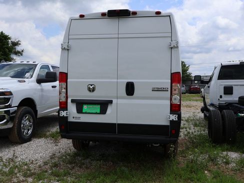 New 2026 RAM ProMaster 2500 w/ Advanced Safety Group FWD image 14