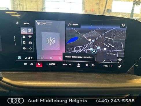 Used 2025 Audi Q5 Premium AWD/4WD image 19
