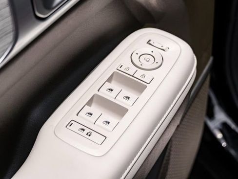 New 2025 Hyundai Santa Fe Calligraphy FWD image 19