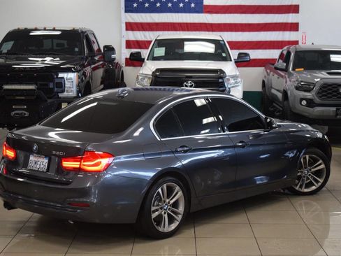 Used 2018 BMW 330i Sedan image 25