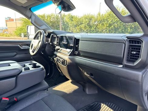 Used 2024 Chevrolet Silverado 2500 LT w/ Convenience Package AWD/4WD image 26