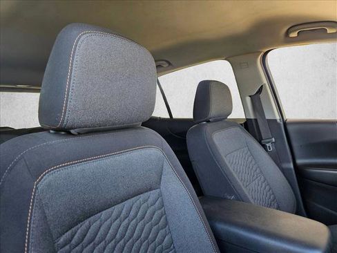 Used 2021 Chevrolet Equinox LT image 20