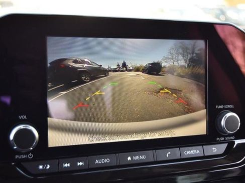 New 2025 Nissan Pathfinder SV image 13