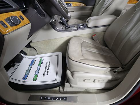 Used 2014 Lincoln MKX AWD w/ Equipment Group 102A image 13