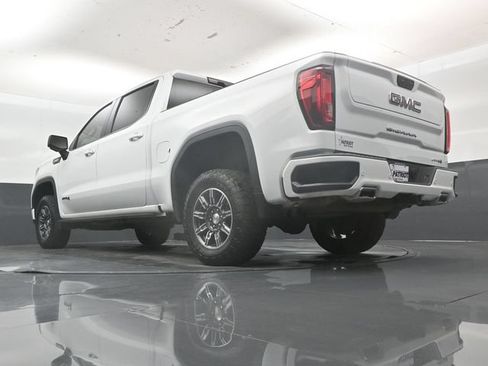 Used 2024 GMC Sierra 1500 AT4 w/ Technology Package AWD/4WD image 49