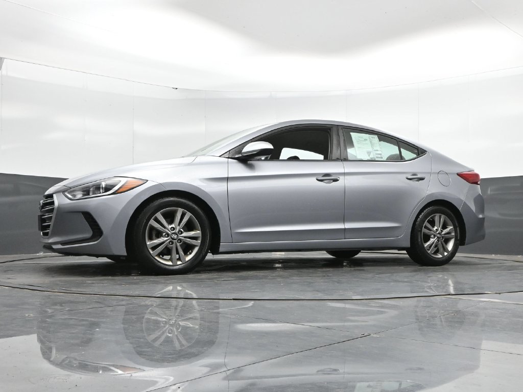 Used 2017 Hyundai Elantra SE FWD image 22