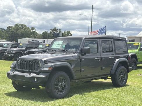 New 2026 Jeep Wrangler Unlimited Sport AWD/4WD image 15