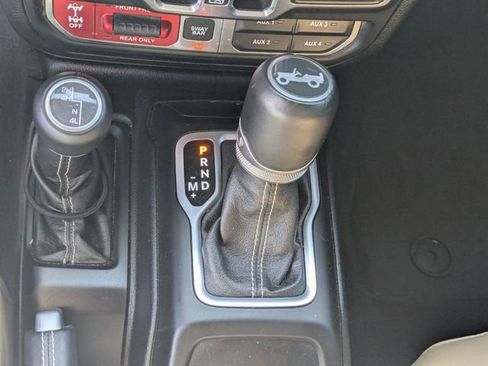 Used 2018 Jeep Wrangler Unlimited Rubicon image 21