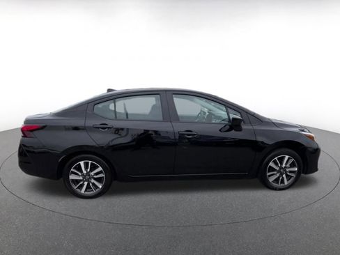 Used 2025 Nissan Versa SV FWD image 16