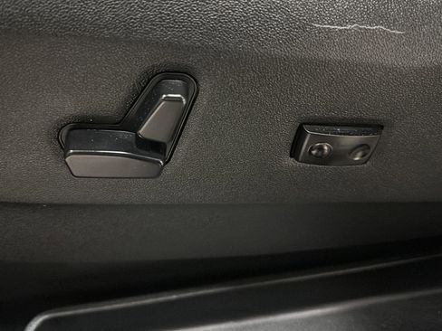 Used 2017 Dodge Grand Caravan SE w/ Power Window Group FWD image 16