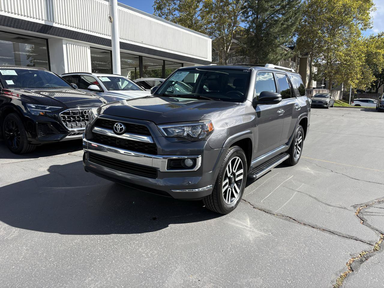 Used 2018 Toyota 4Runner Limited AWD/4WD image 17