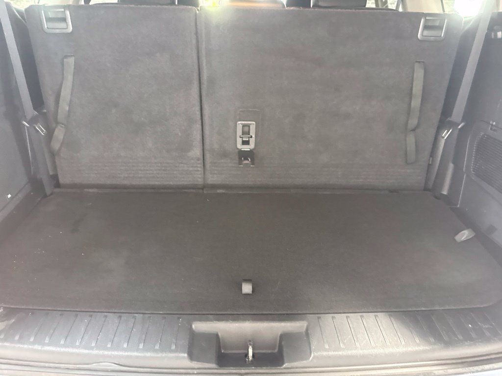 Used 2023 Toyota Highlander Limited FWD image 9