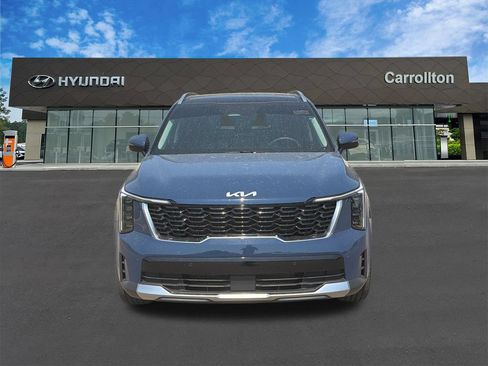 Used 2025 Kia Sorento S w/ Panoramic Sunroof Package FWD image 2