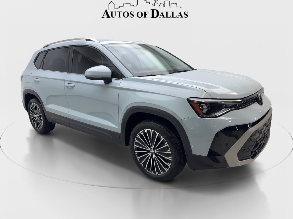 Used 2025 Volkswagen Taos SE FWD image 5