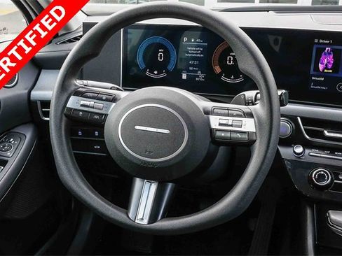 Certified 2025 Hyundai Sonata SE image 17