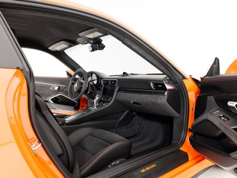 Used 2018 Porsche 911 GT3 RWD image 35