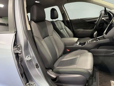 Used 2025 Subaru Outback Onyx Edition AWD/4WD image 15