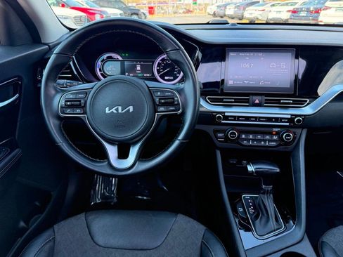 Used 2022 Kia Niro LXS image 21