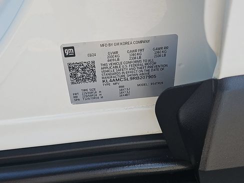 Used 2024 Buick Encore GX Preferred w/ Comfort Package AWD/4WD image 40