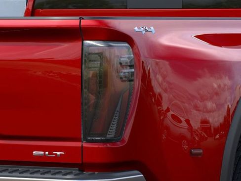 New 2026 GMC Sierra 3500 SLT w/ SLT Premium Package AWD/4WD image 11