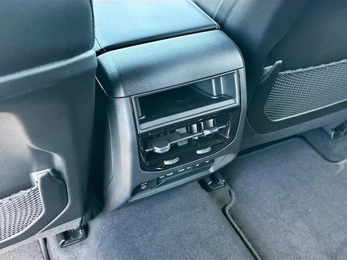 New 2026 Jeep Grand Cherokee Limited RWD image 18