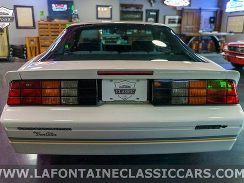 Used 1990 Chevrolet Camaro IROC-Z image 48
