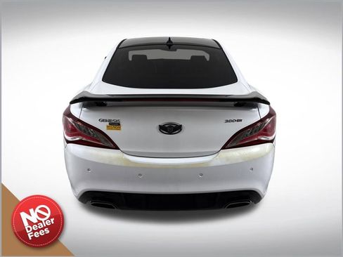 Used 2015 Hyundai Genesis 3.8 image 5