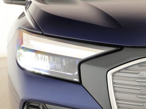 Used 2023 Audi Q4 e-tron Premium Plus w/ Premium Plus image 35