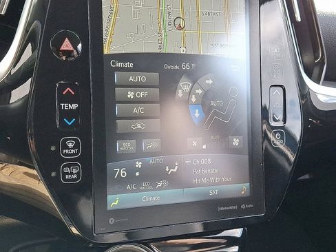 Used 2021 Toyota Prius Prime XLE image 13