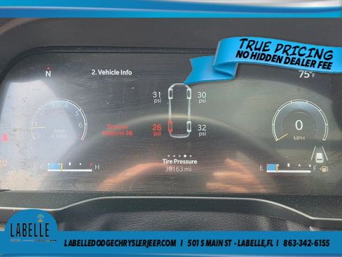 Used 2024 Jeep Grand Cherokee L Limited w/ Black Appearance Package AWD/4WD image 27