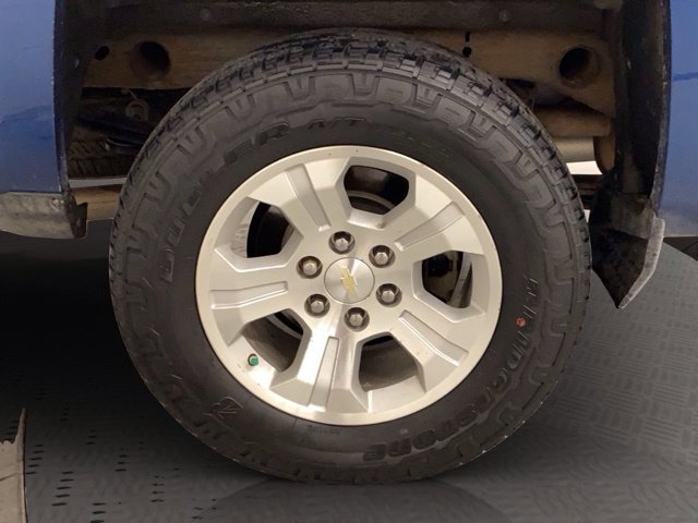 Used 2017 Chevrolet Silverado 1500 LT w/ All Star Edition AWD/4WD image 39