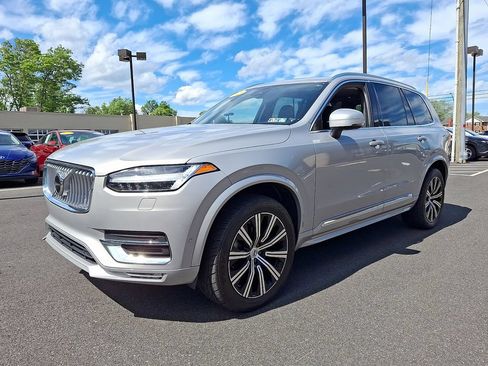 Used 2023 Volvo XC90 B5 Plus AWD/4WD image 6