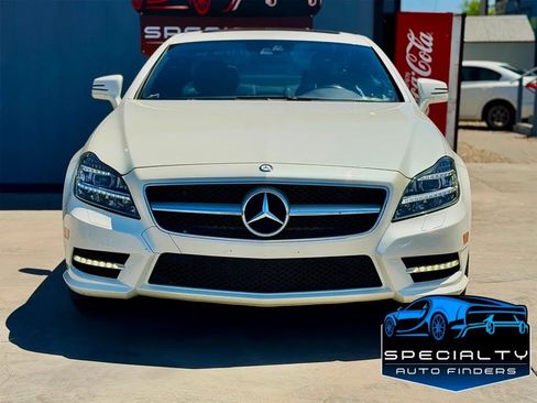 Used 2012 Mercedes-Benz CLS 550 w/ Premium I Pkg image 2
