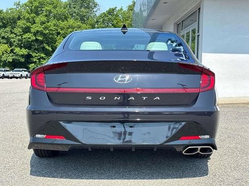 Certified 2023 Hyundai Sonata SEL w/ Convenience Package FWD image 4
