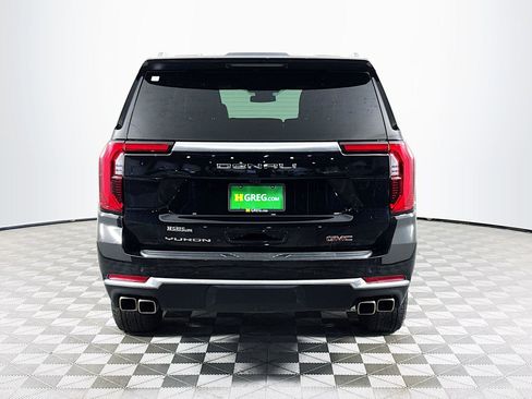 Used 2025 GMC Yukon XL Denali AWD/4WD image 8