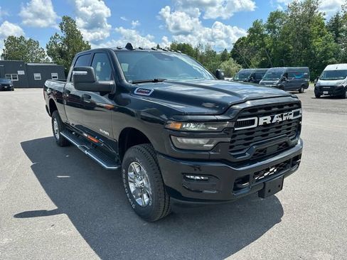 New 2026 RAM 2500 Big Horn AWD/4WD image 7