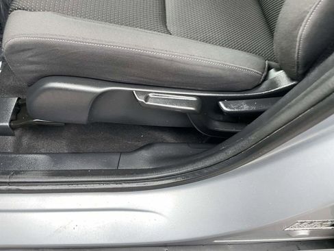 Used 2019 Honda HR-V EX image 28