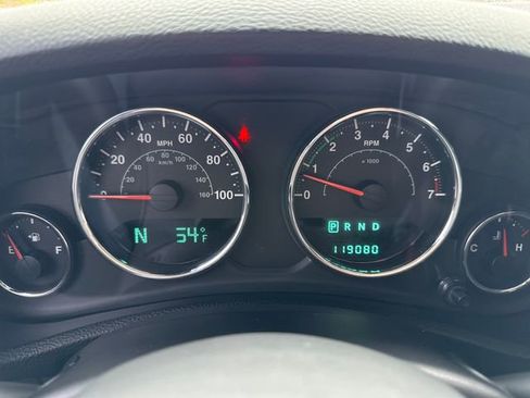 Used 2013 Jeep Wrangler Unlimited Sport image 25