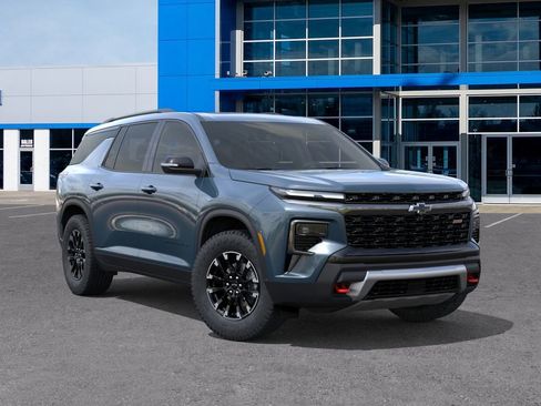 New 2026 Chevrolet Traverse Z71 w/ Driver Confidence Package AWD/4WD image 7